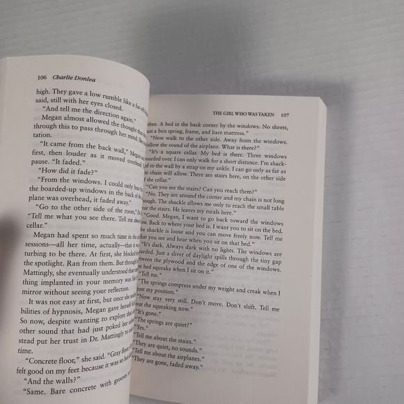 Charlie Donlea The Girl Who Was Taken NEW Paperback -English -Thriller - Picture 2 of 8